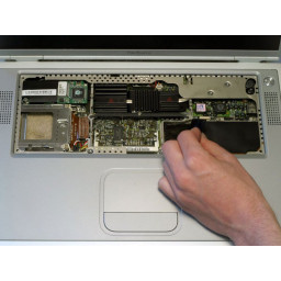 Замена DVD-привода PowerBook G4 Titanium Mercury